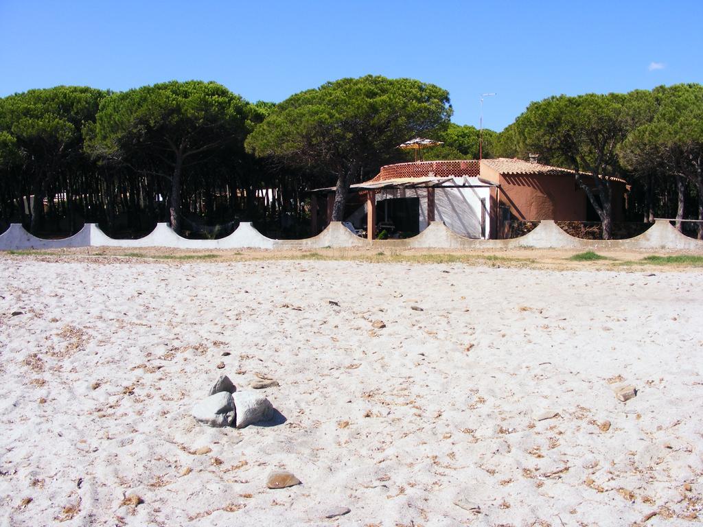 Rotonda Sul Mare Villa Budoni Exterior foto